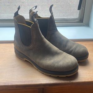 Blundstone Chelsea Boots